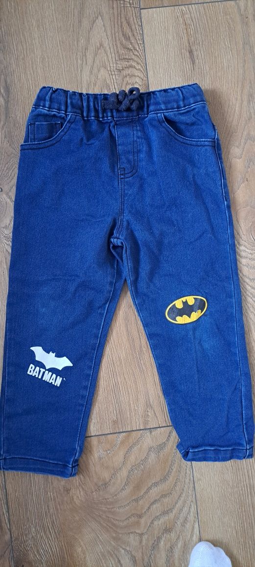 Spodnie jeansowe jeansy Batman Sinsay rozm 104
