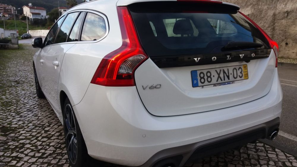 Volvo v60 r design 2015