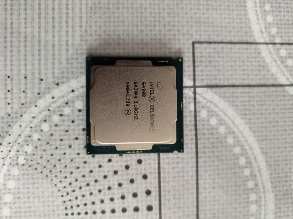 Intel Celeron G4900