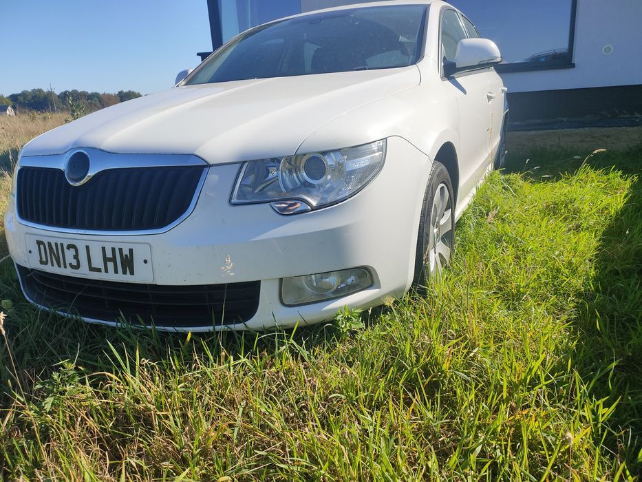 części Superb 2 13r LF9E-9E9E 1.6 CAY UK