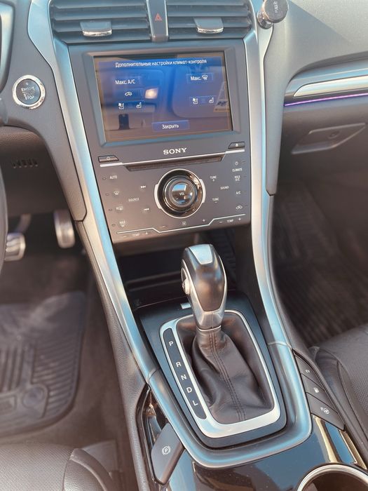 Ford Fusion Titanium  Energy plugin hybrid