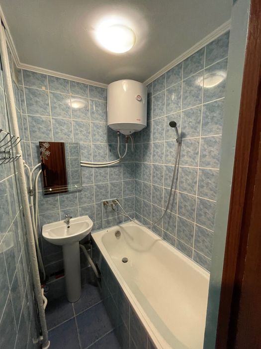 Продаж 2-кімнатної квартири з меблями та технікою