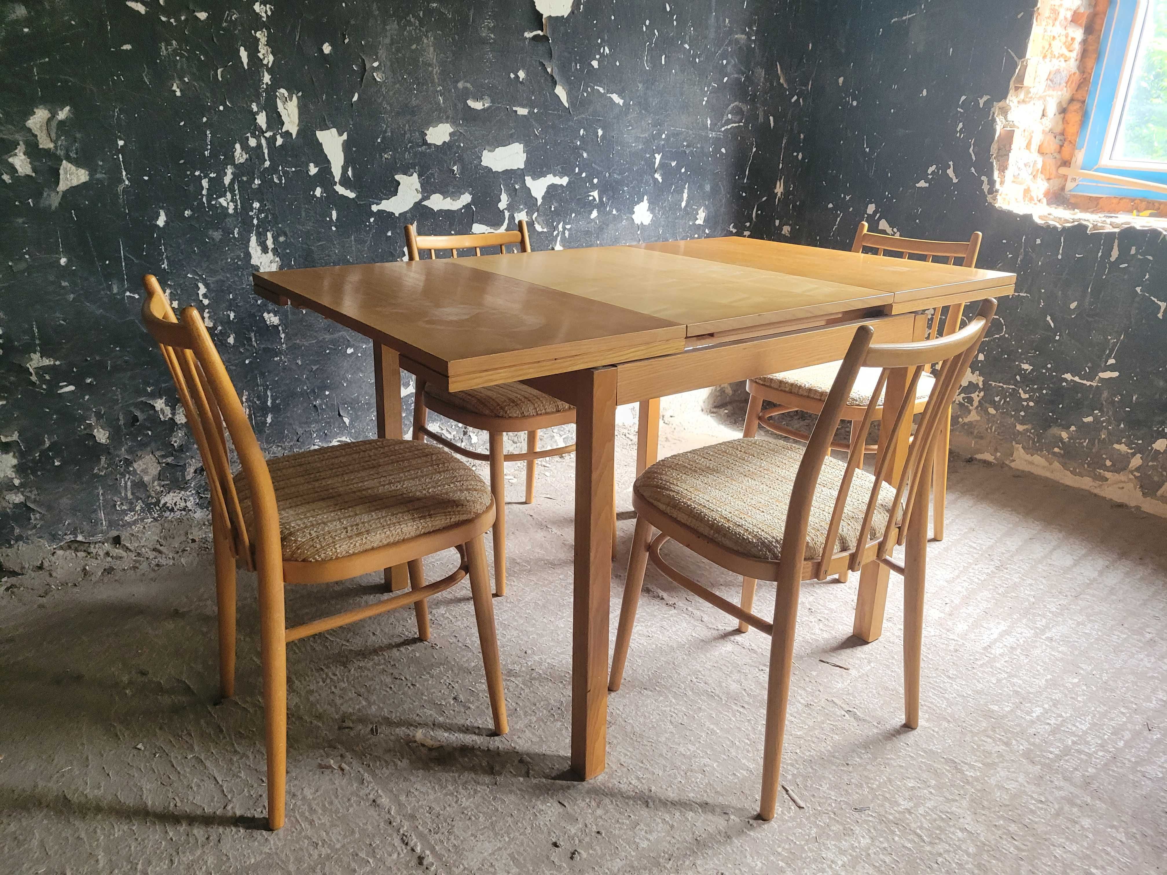 Stół i krzesła zestaw vintage Ton Czechosłowacja lata 70 prl