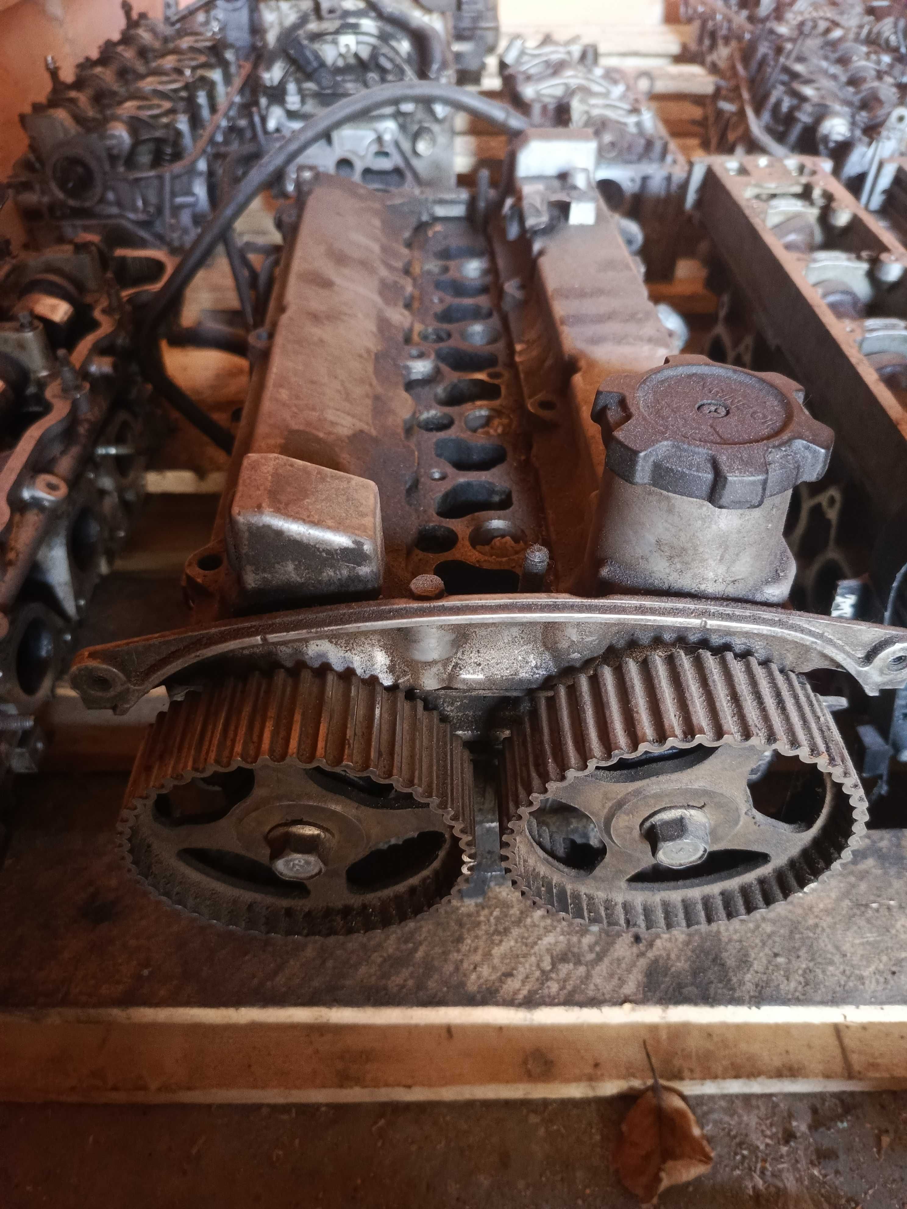 Головка блоку циліндрів Mitsubishi 1.8-2.0 G9GDI DX4 Volvo S40