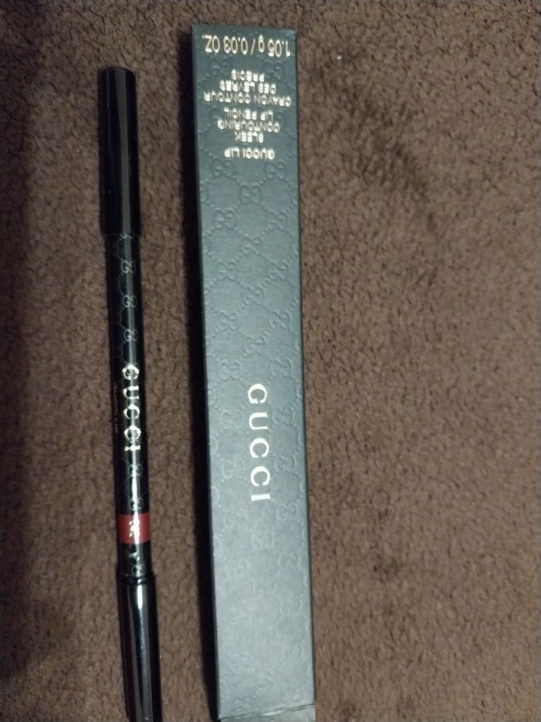 Олівці оригін. Gucci, Lancome, Givenchy...