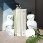 Marmurowe podpórki do książek, w kształcie sówek. Bookend. Podpórka.