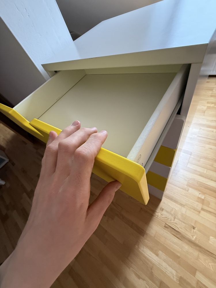 Regał Stuva Ikea biało żółty szuflady