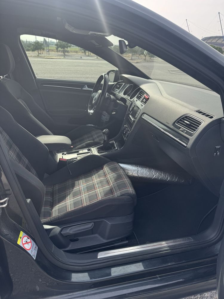 Volkswagen Golf 7 GTI Performance 2014 – 230cv