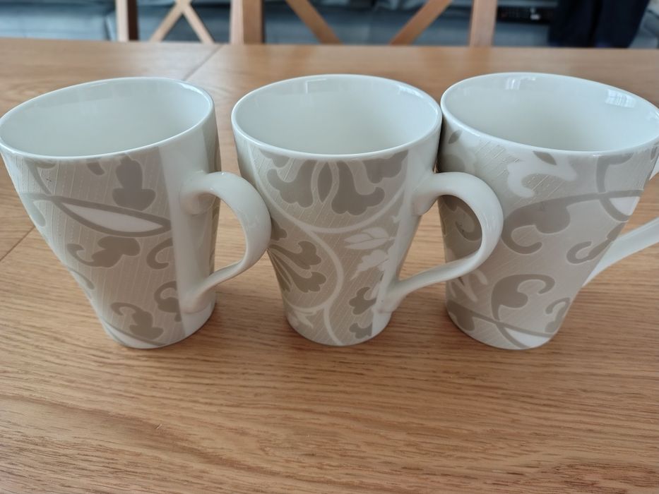 Zestaw 5 kubków srebrne, szare