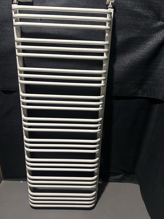 Grzejnik łazienkowy STELRAD TL 60/160