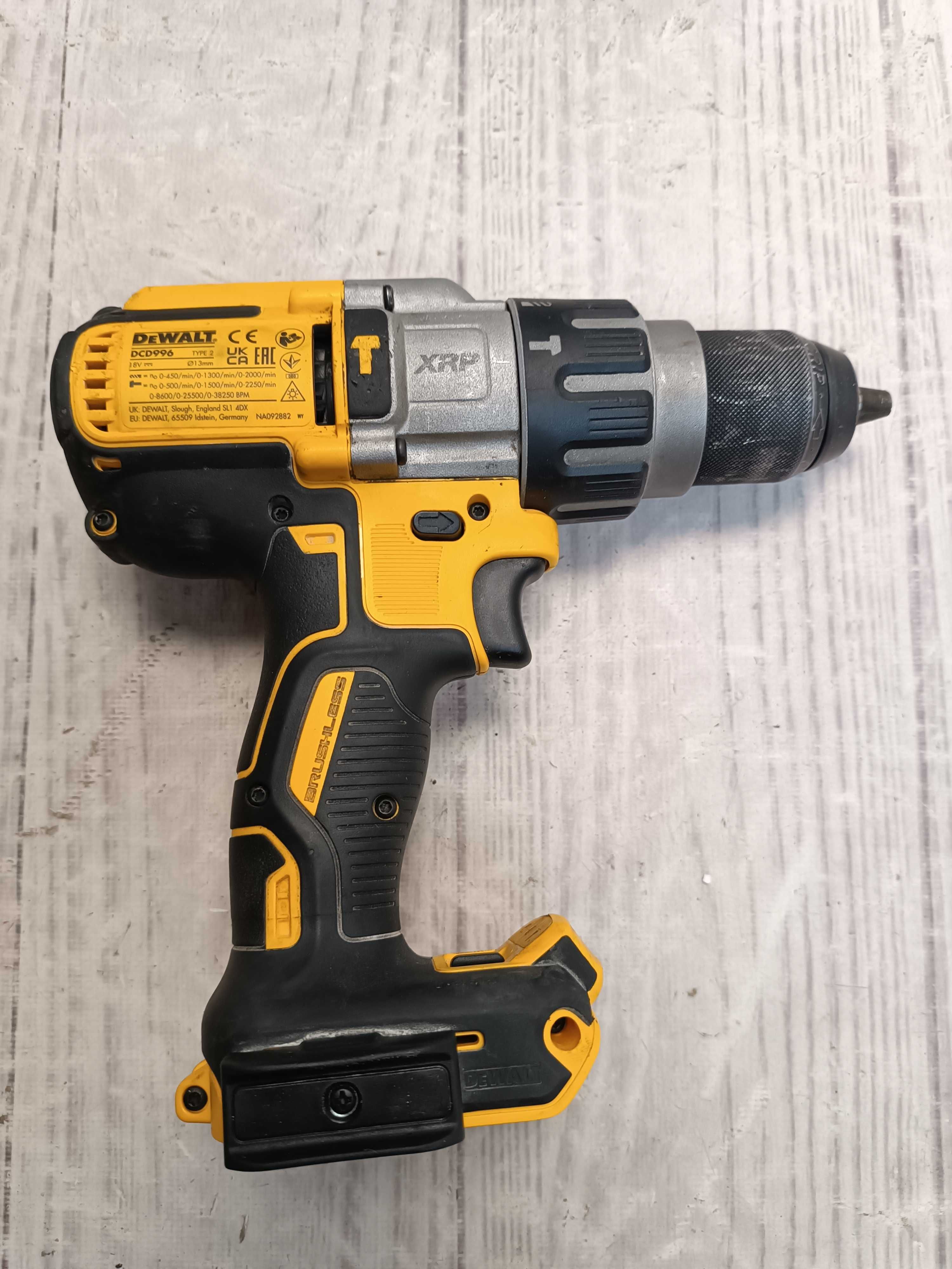 DeWalt DCD996NT-XJ Ударний акумуляторний дриль-шурупокрут 18 В + кейс