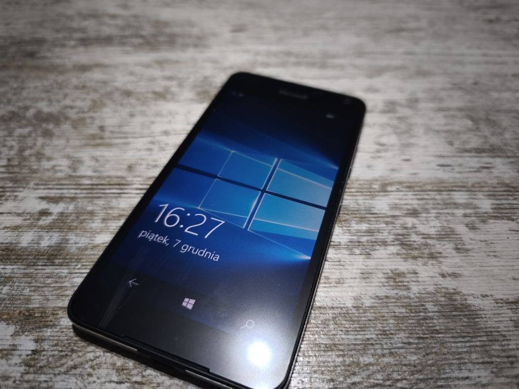 Microsoft Lumia 650