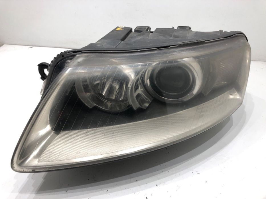 REFLEKTOR LEWY PRZÓD XENON - 299.00 PLN - AUDI A6 C6 (4F2) 2004 - 2011 2.4 130 kW [177 KM] benzyna