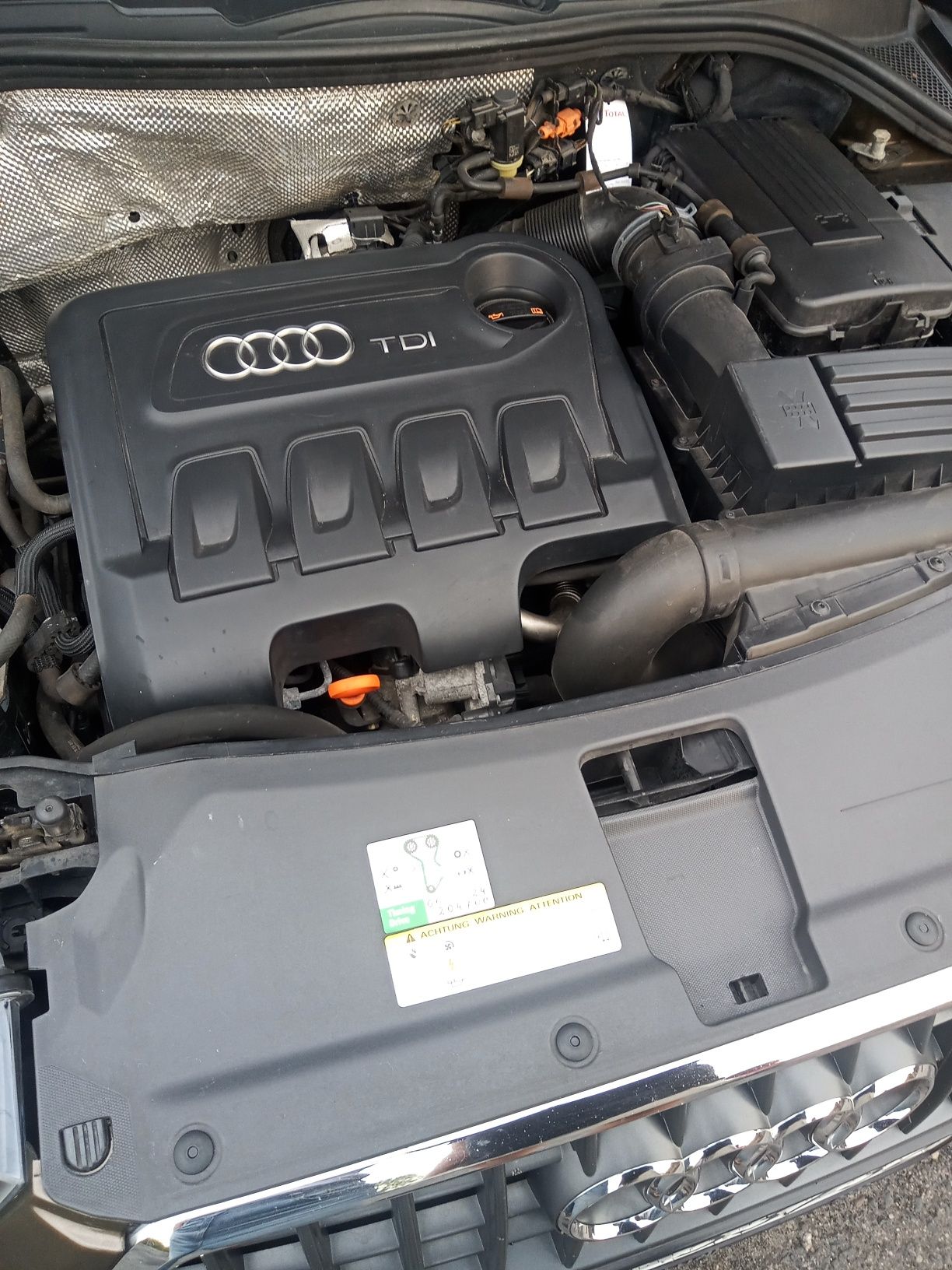 Audi Q3 2.0 TDI .