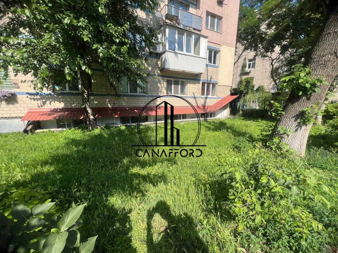 фасадне, Кириллівська 116а , 60м2. стадіон Спартак, парк Хвойки