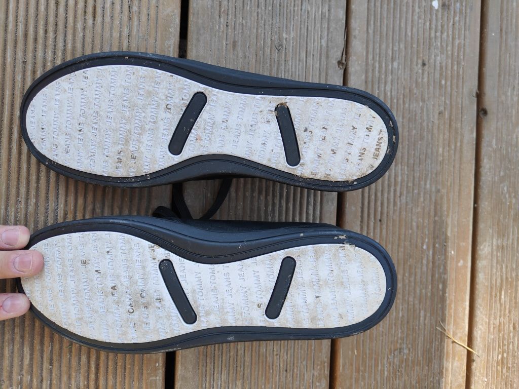Buty nowe Tommy Hilfiger 39