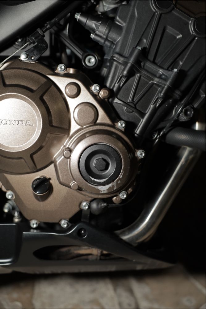 Honda CB650R 35kw livrete (no e-clutch) 2025
