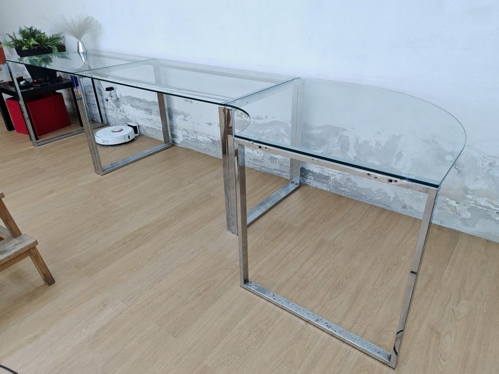 Secretaria executiva com tampos em vidro (modular)