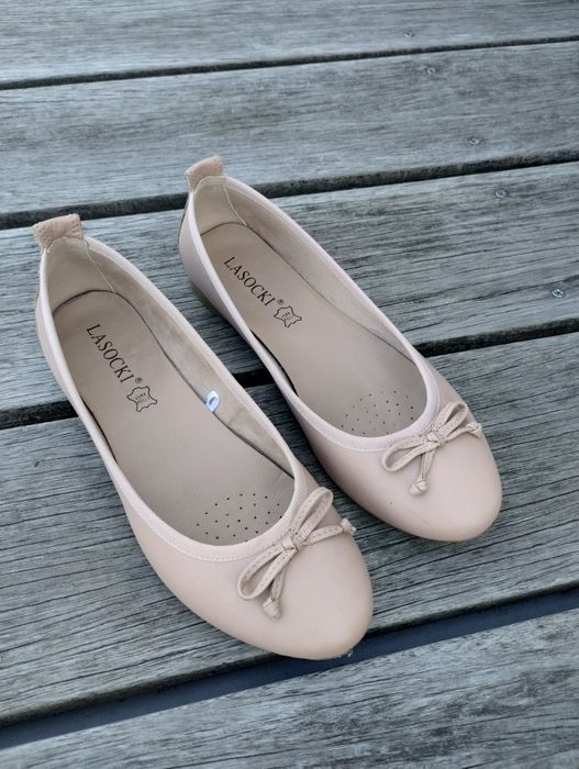 Balerniny Lasocki skóra nude roz. 36