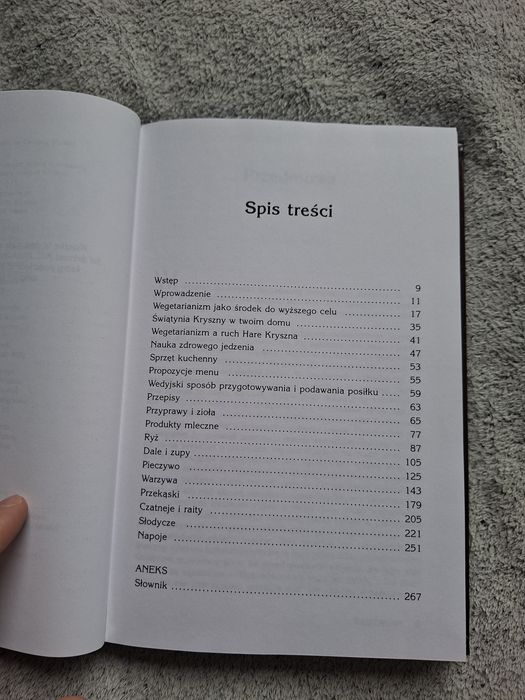 Kuchnia Kryszny: indyjskie potrawy wegetariańskie - Adiraja Dasa