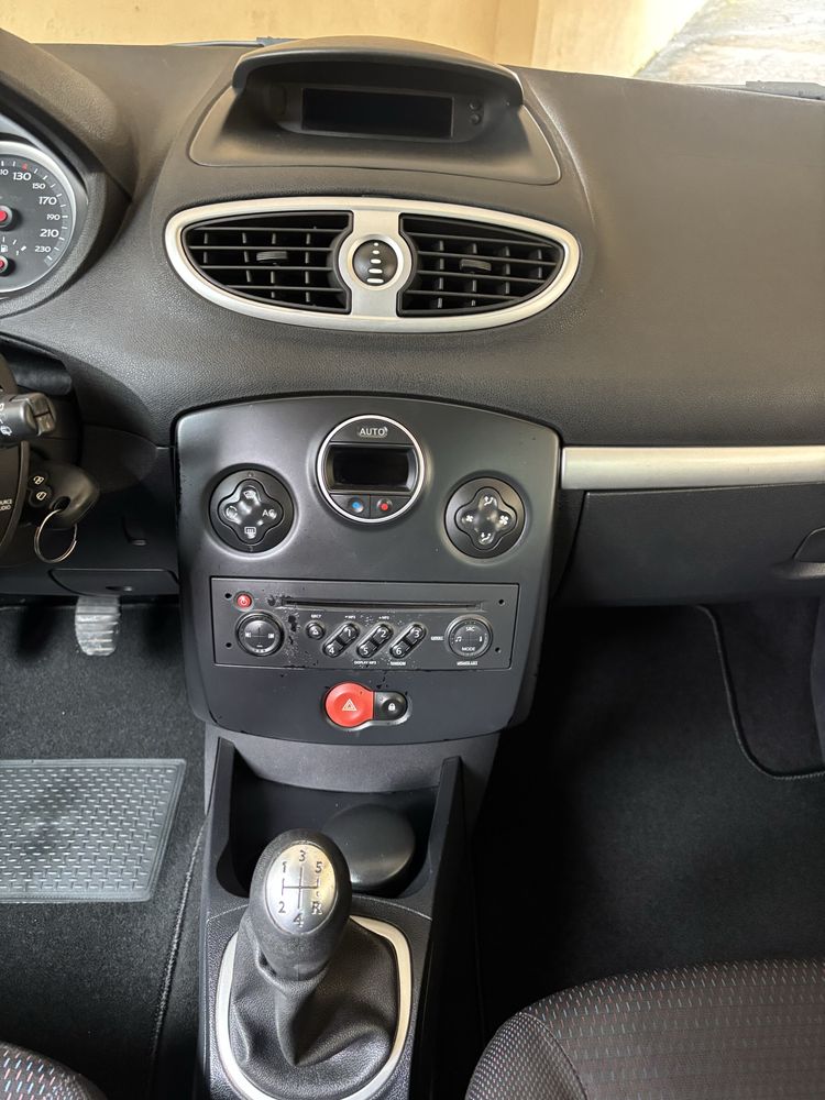 Renault Clio 1.2 16V Dynamique S