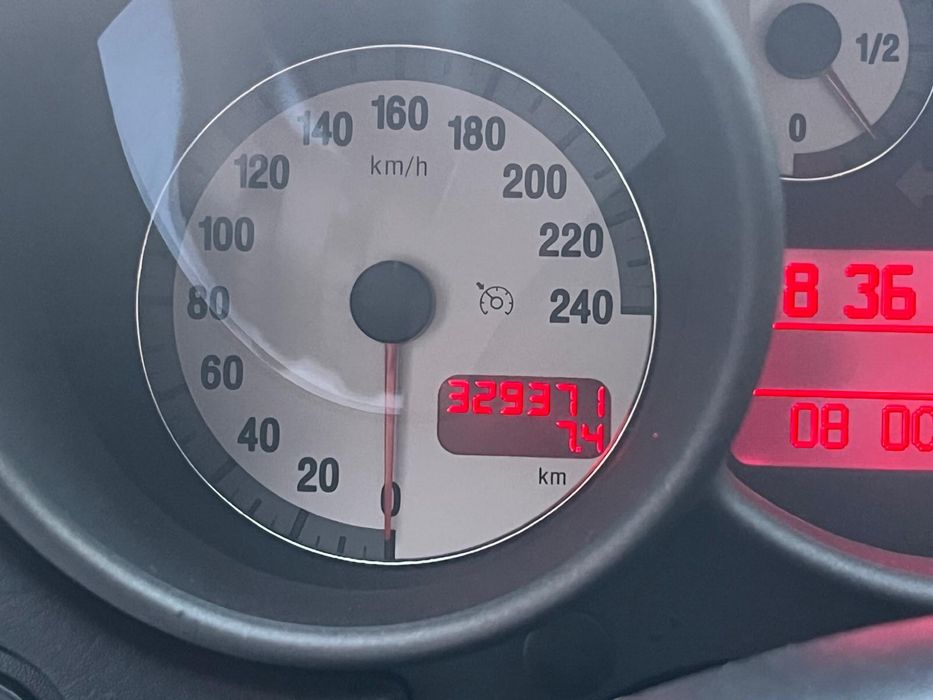 Alfa Romeo GT 1.9 JTD