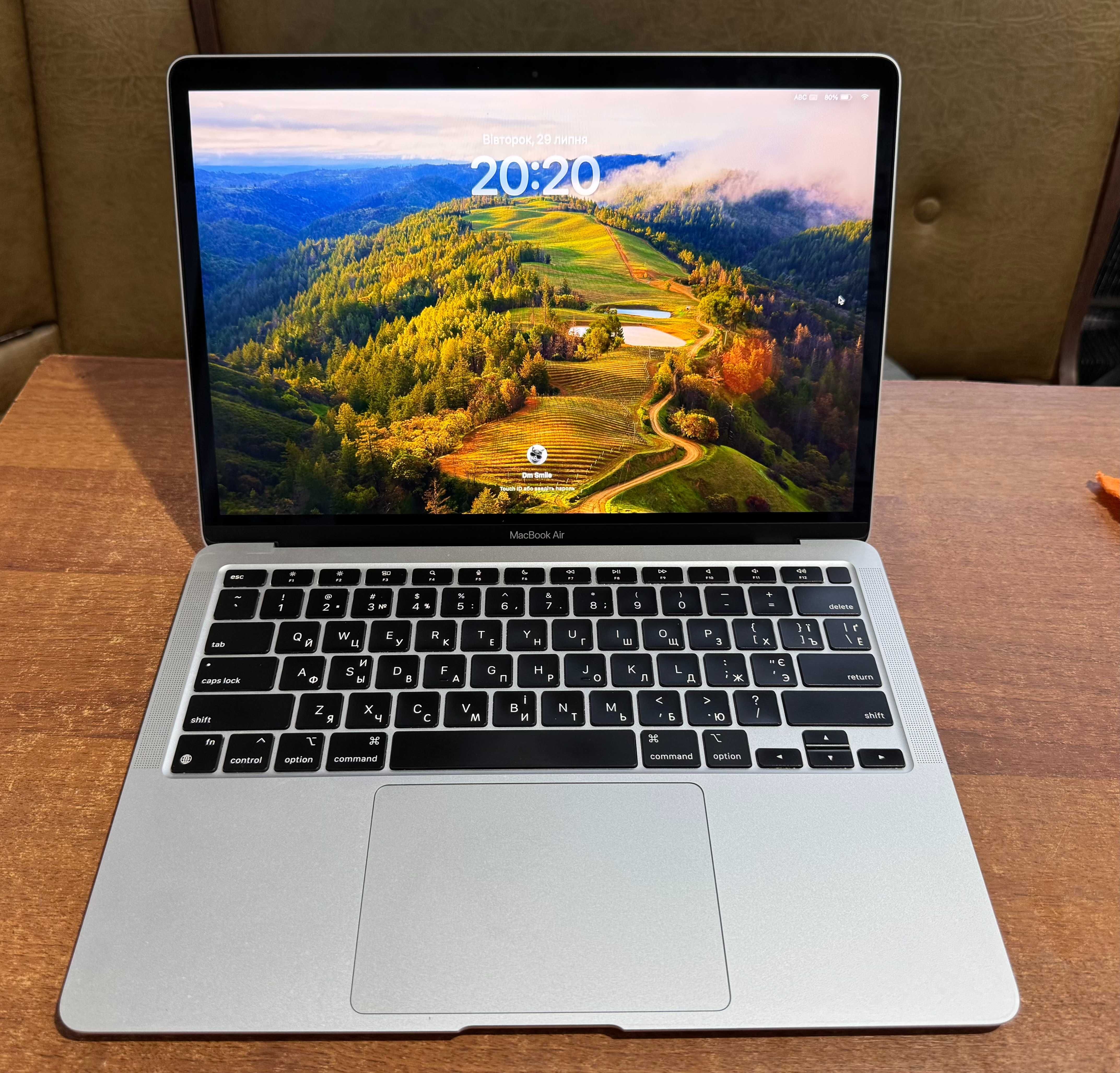 Макбук Apple MacBook Air M1 13.3' 256Gb Silver 2020 (2023) + Подарунок