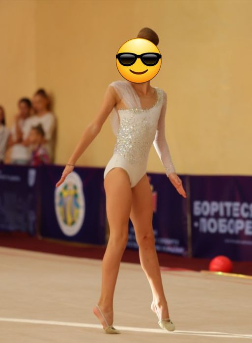 Продається купальник для художньої гімнастики