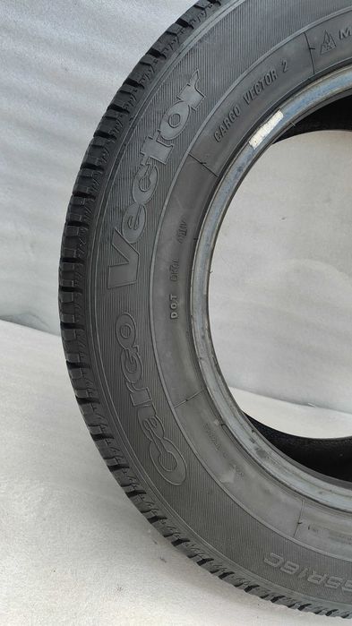 Opona Całoroczna 215/65/16C Goodyear 7mm
