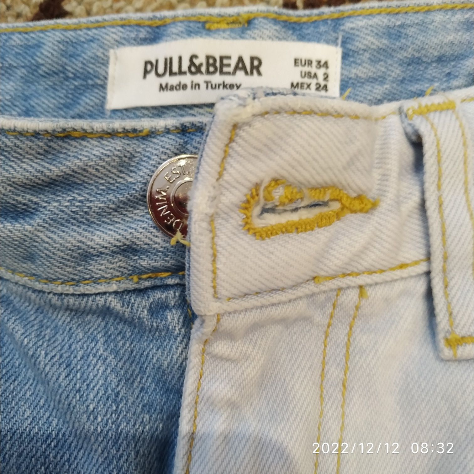 Джинсы женские, pull and bear, размер 34.