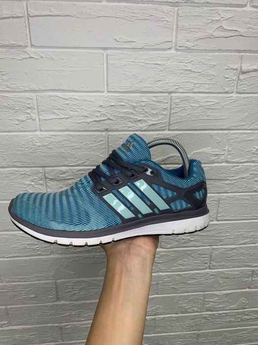 Кросівки Adidas адідас adidas 40,5