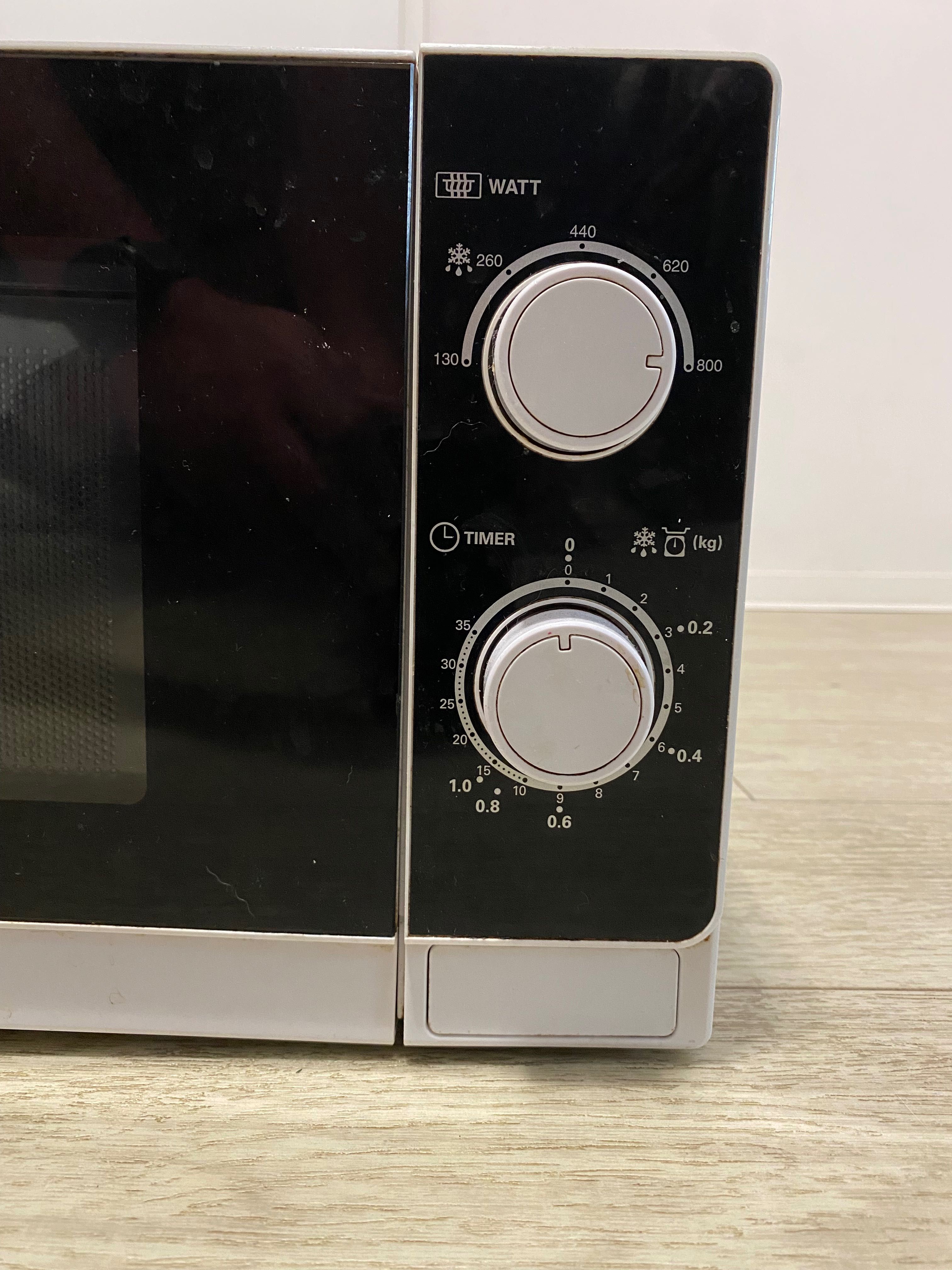 Mikrofalówka SHARP 800W