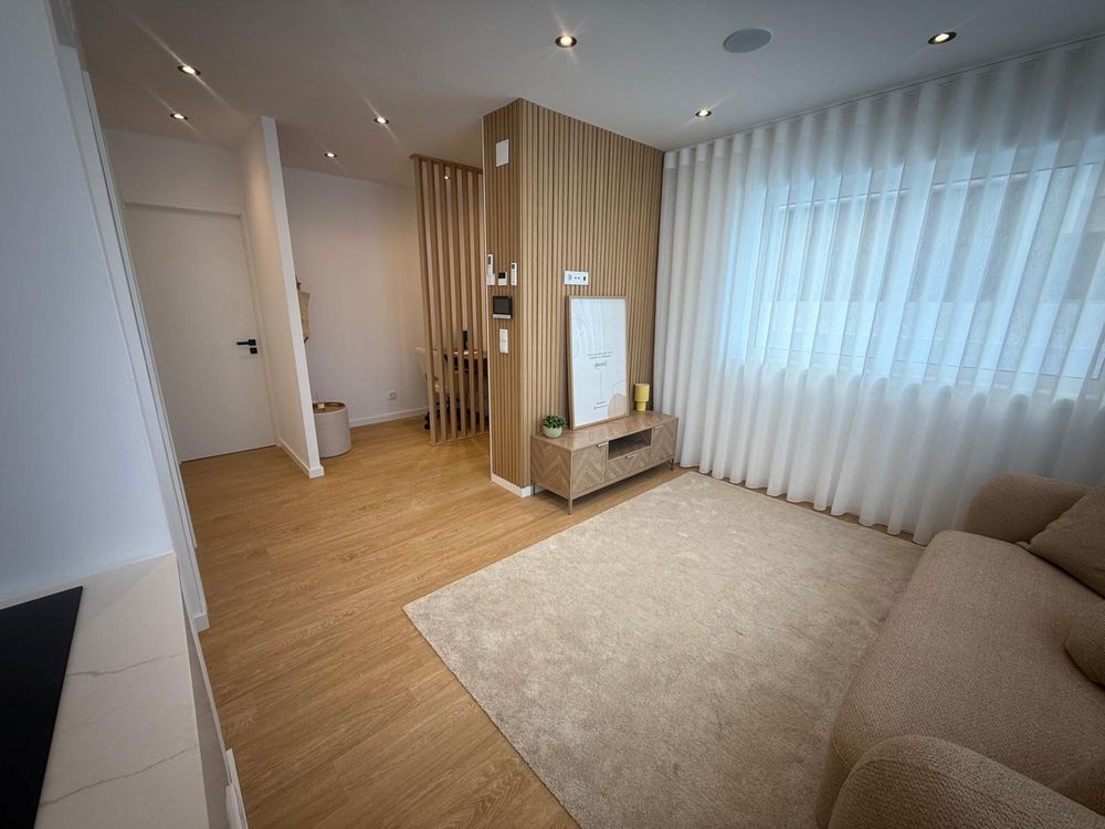 Andar Moradia Moreira Da Maia remodelado e mobilado