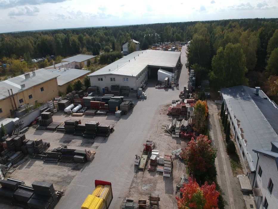 Magazyn z obsługą 200 m2