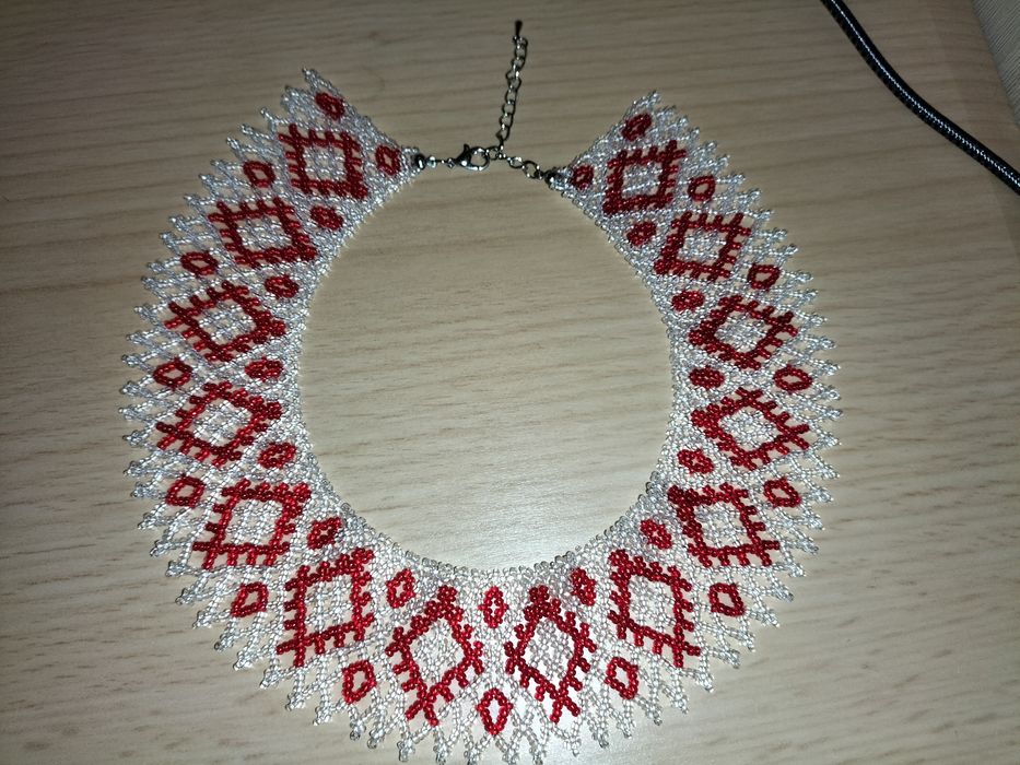 Силянка з чеського бісеру