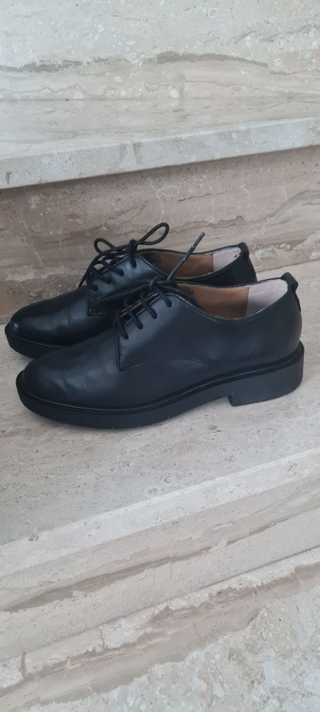 Buty skórzane chłopięce Geox mokasyny, oksfordki rozm.36