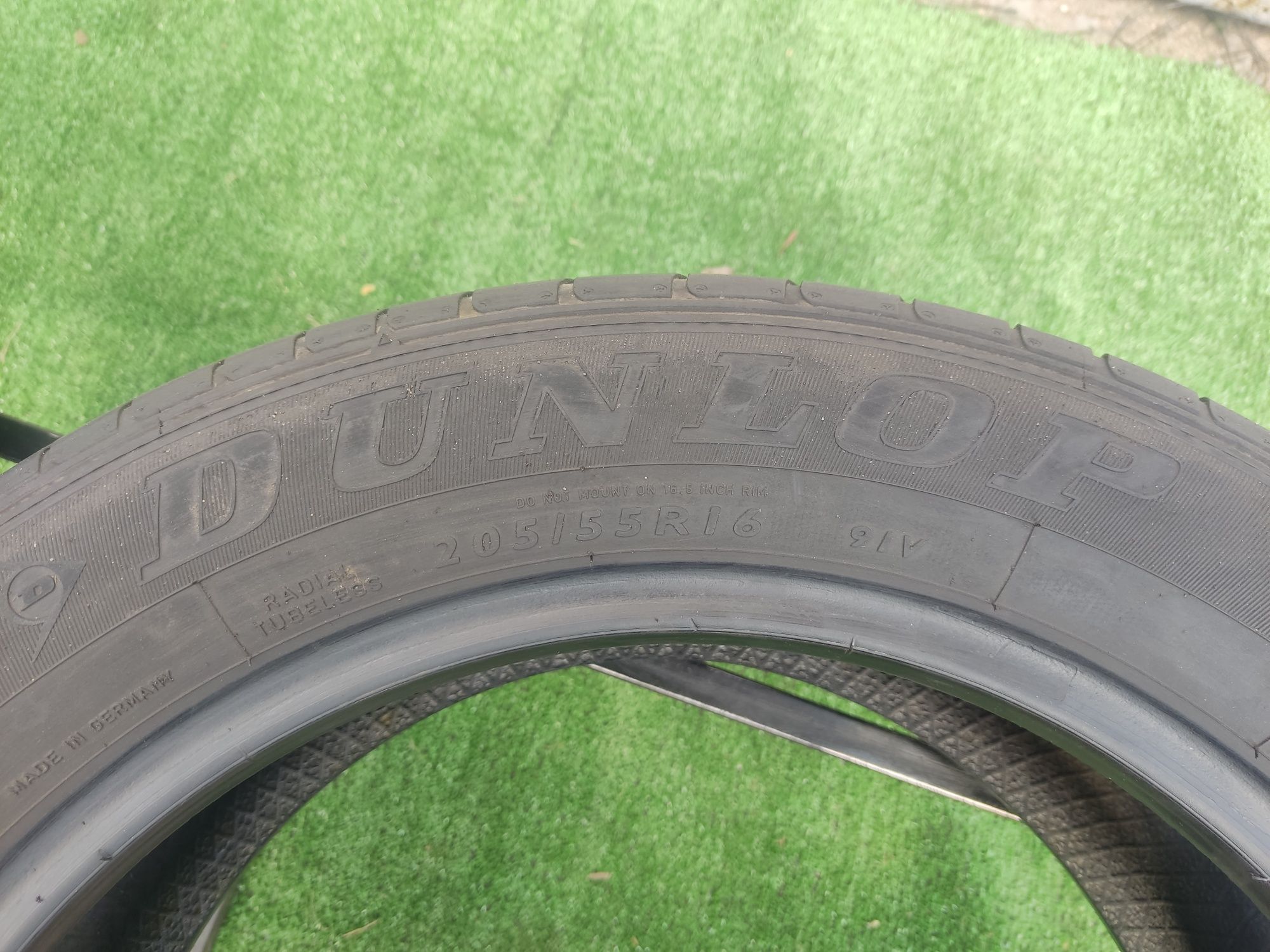 Шини 205/55/16 Dunlop sp sport bluresponse