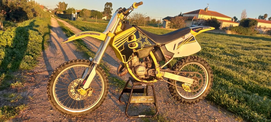 Suzuki rm 125 2t