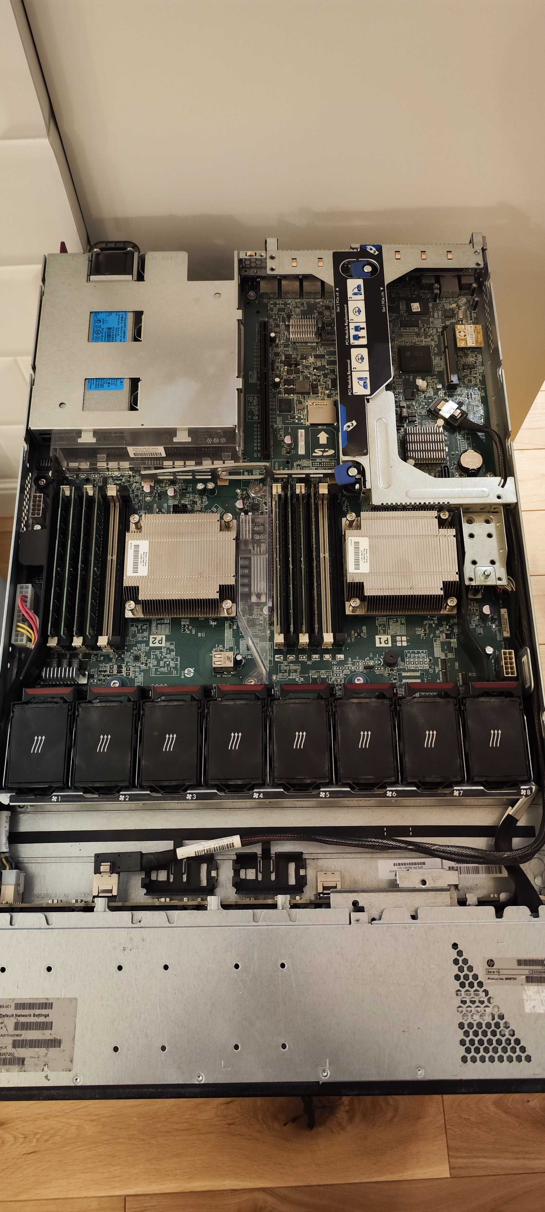 HP Proliant DL360e G8