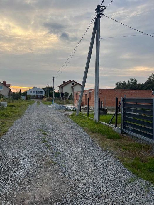 Продаж ділянки с. Бартатів 11с.