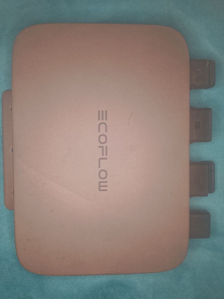 EcoFlow PowerStream 800  – мікроінвертор