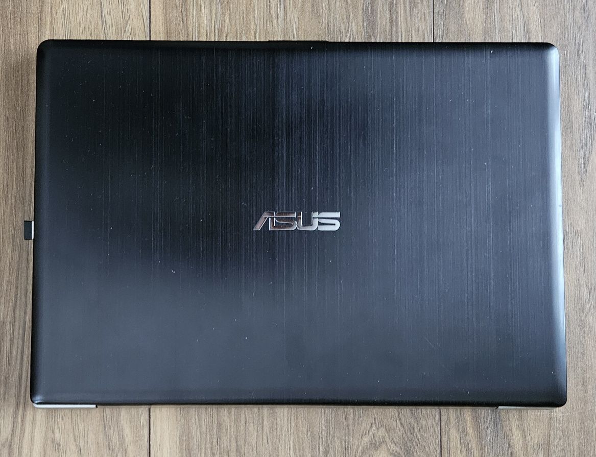 ASUS S400CA Laptop z dotykowym ekranem