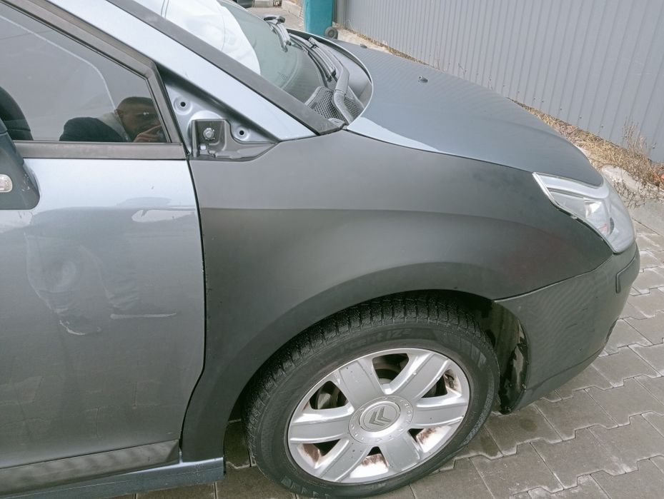 Продам citroen c4 2006 бензин автомат