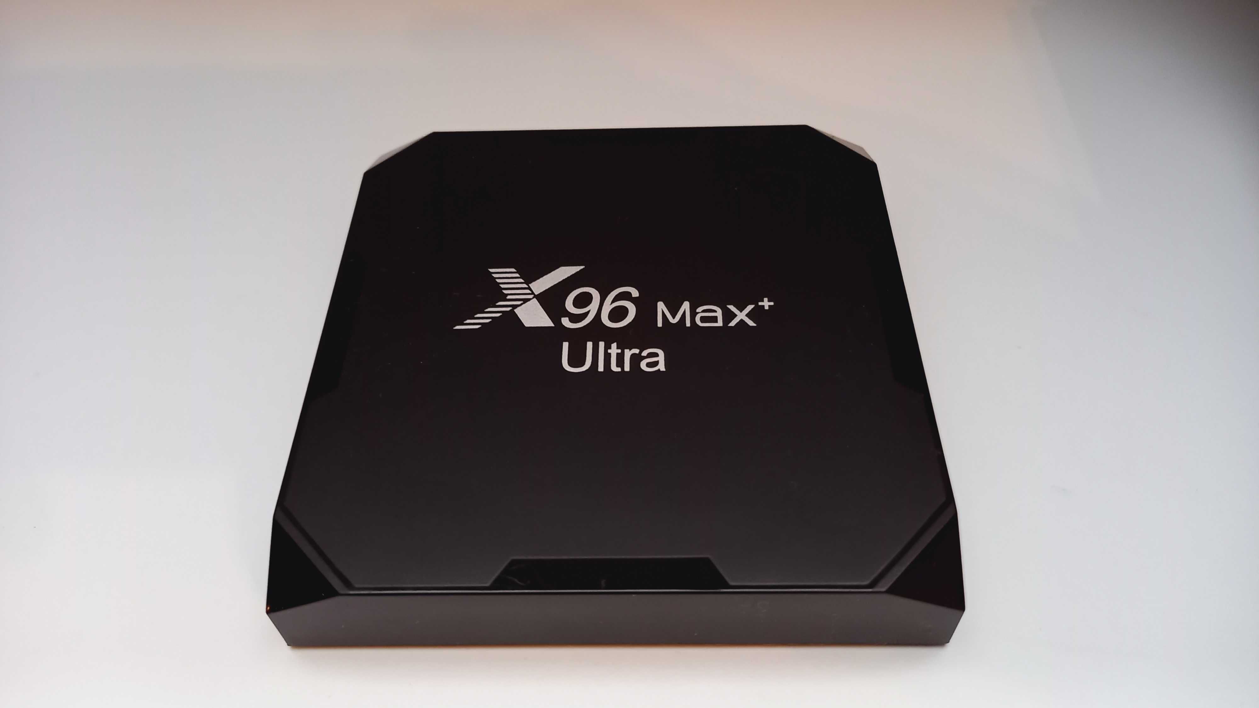 X96 Max Plus Ultra- Smart TV Box Android 11 Amlogic S905X4 4GB 32GB