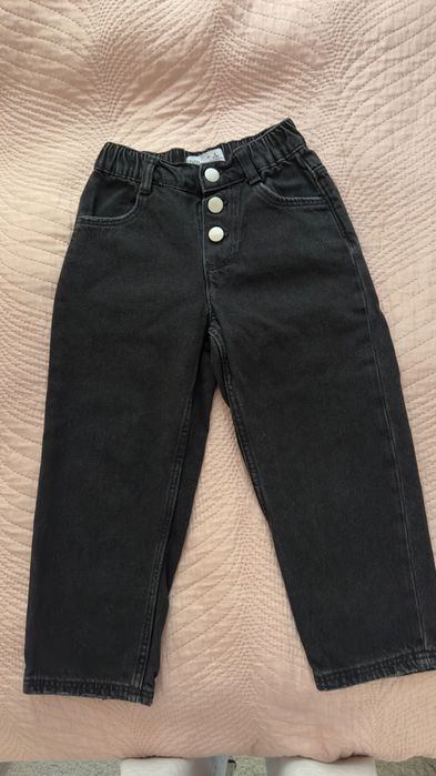 Jeansy dziewczęce z Zary.