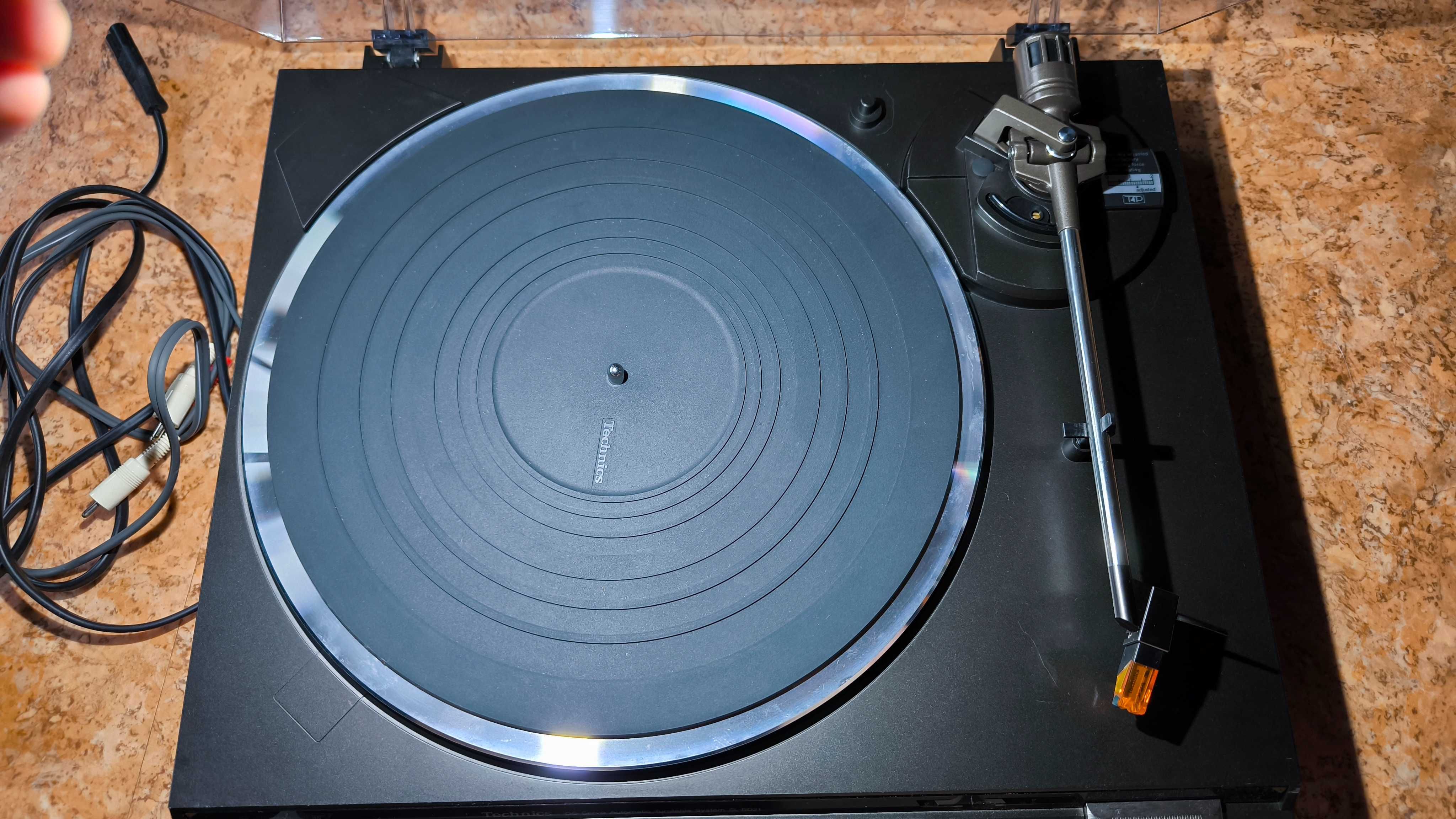 Gramofon Technics SL-BD21