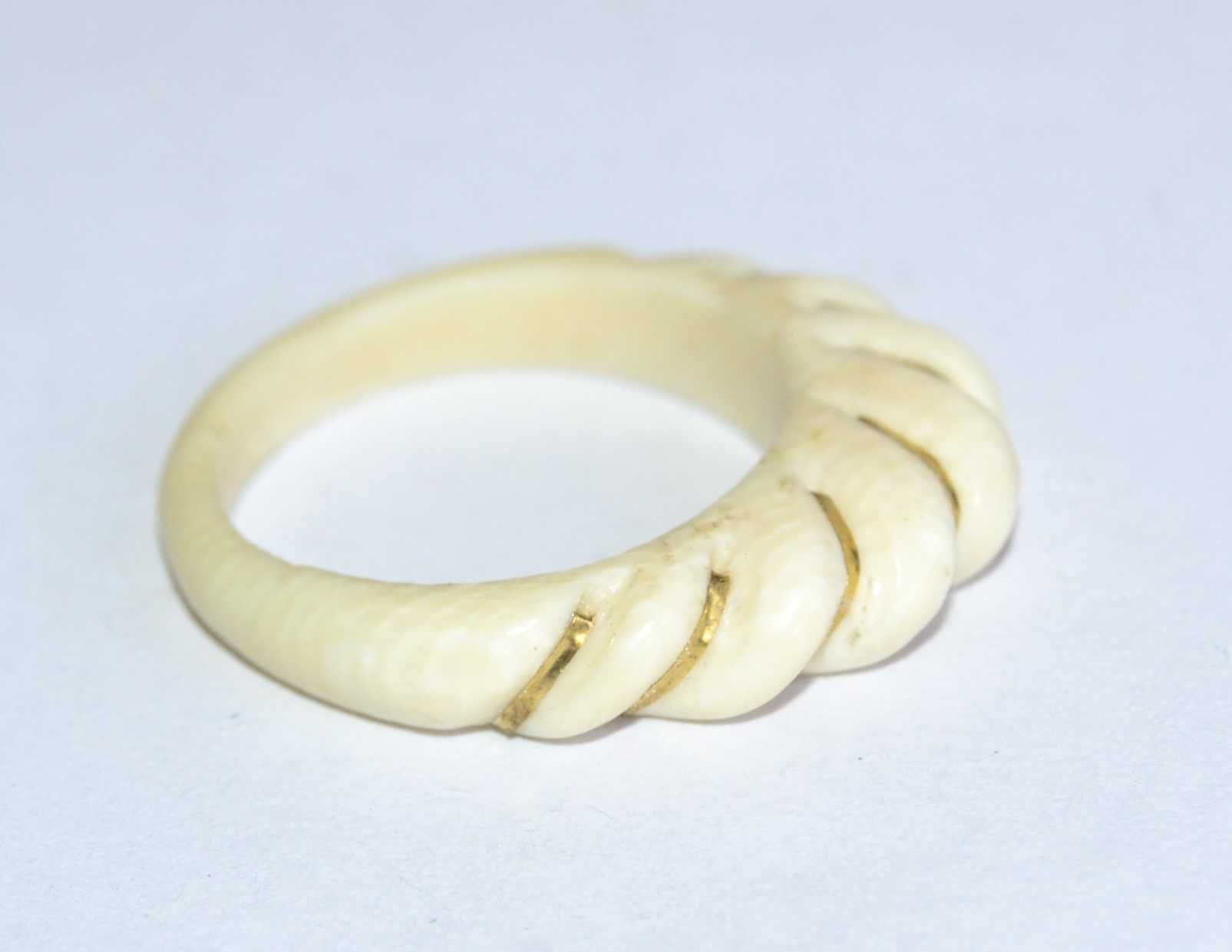 Anel em Ouro de 14 k