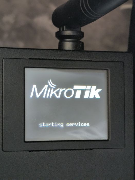 Маршрутизатор MikroTik rb2011uias-2hnd-in