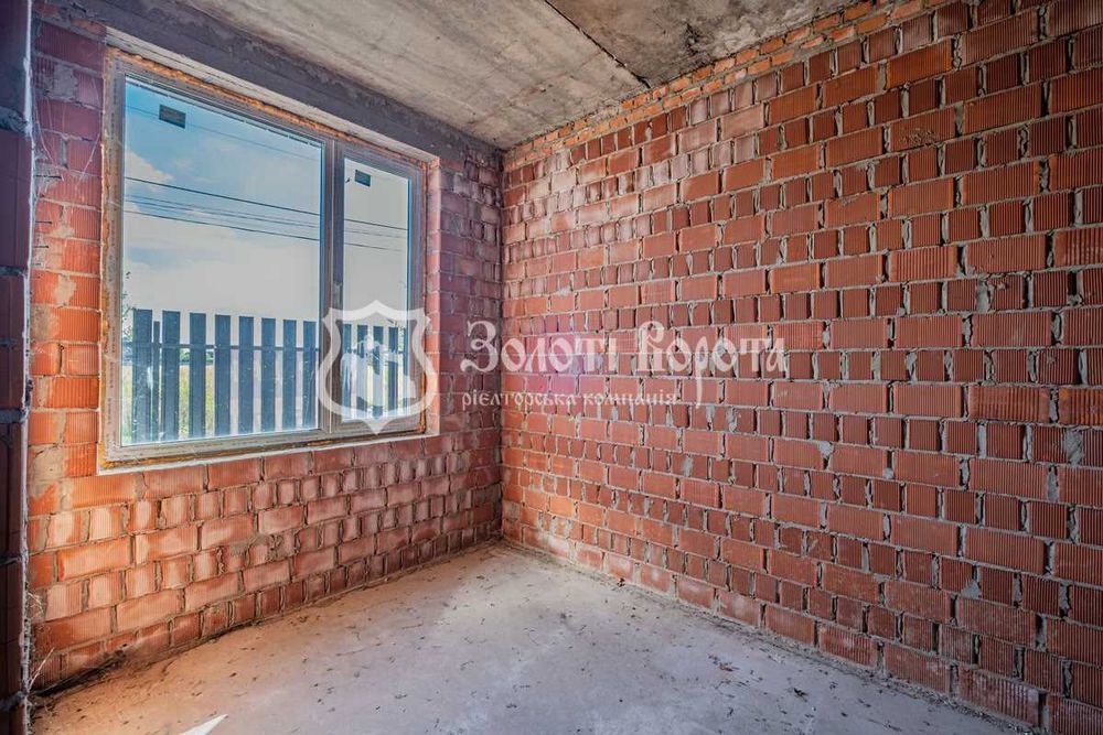 Будинок, 2пов. Без ремонту. с. Крюківщина, Бучанський район