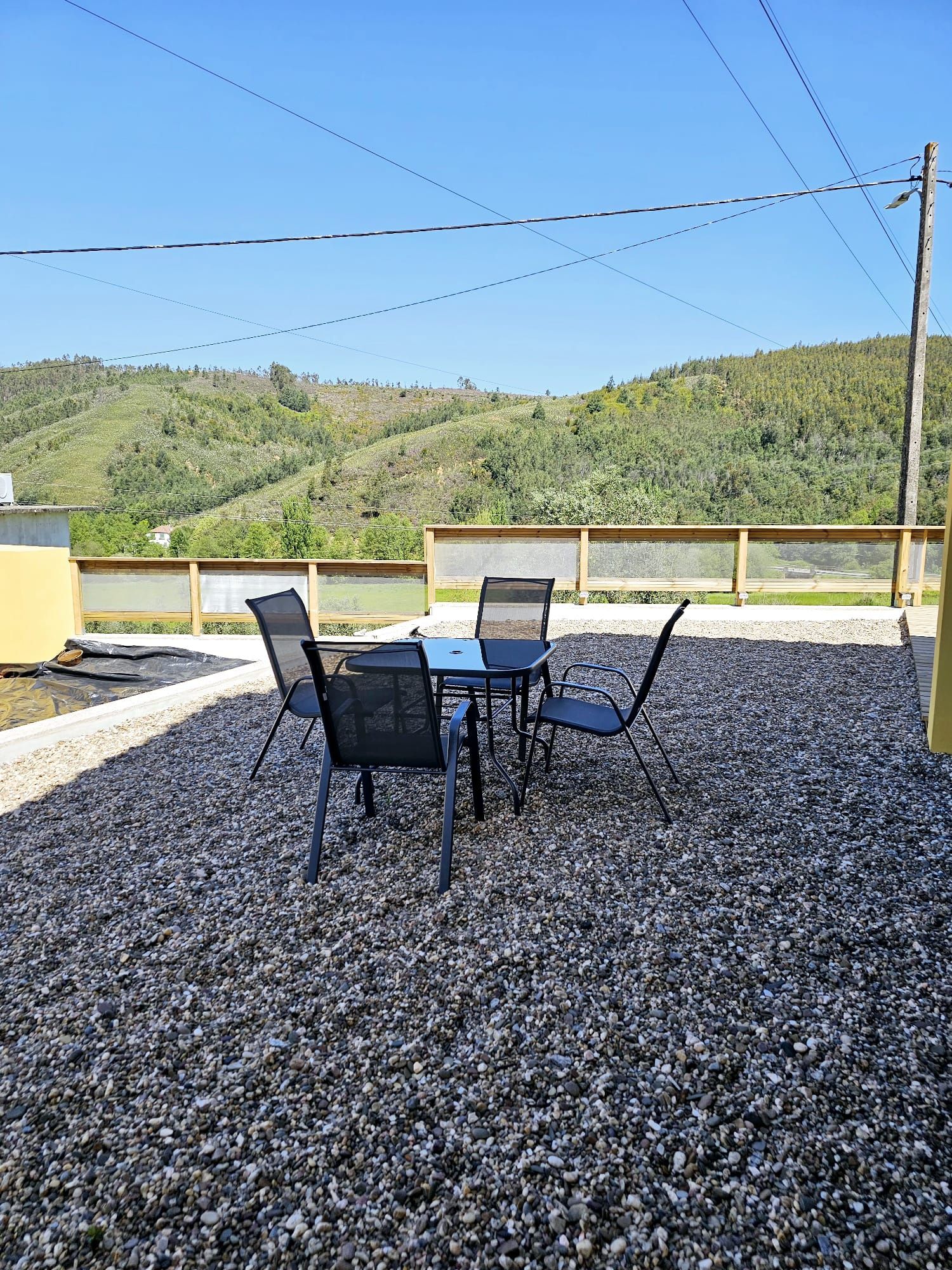 Aluguer casa 2 quartos, equipada. Arganil